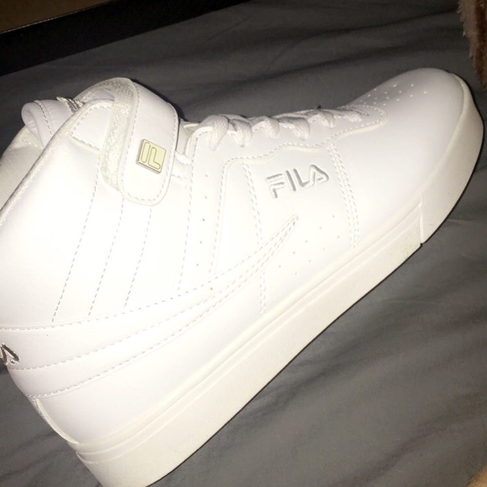FILA- VULC 13 (size 10)